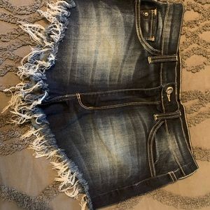 SIZE 28 LIKE NEW KANCAN SHORTS